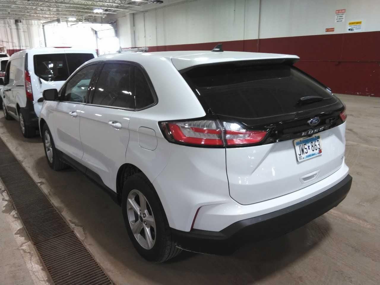 2022 Ford Edge SE