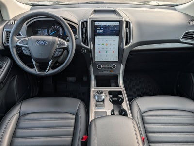 2024 Ford Edge SEL w/ Panoramic Moonroof