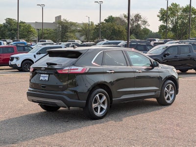 2024 Ford Edge SEL w/ Panoramic Moonroof