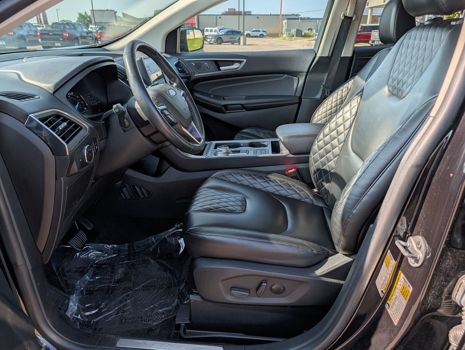 2023 Ford Edge Titanium