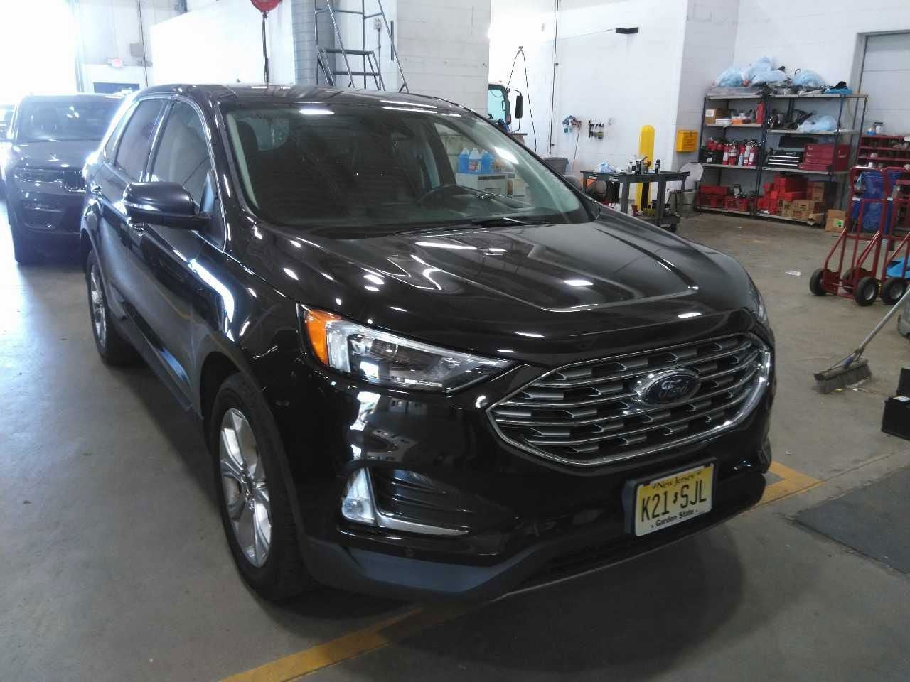 2023 Ford Edge Titanium