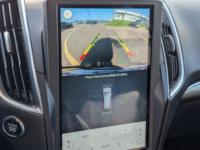 2023 Ford Edge Titanium