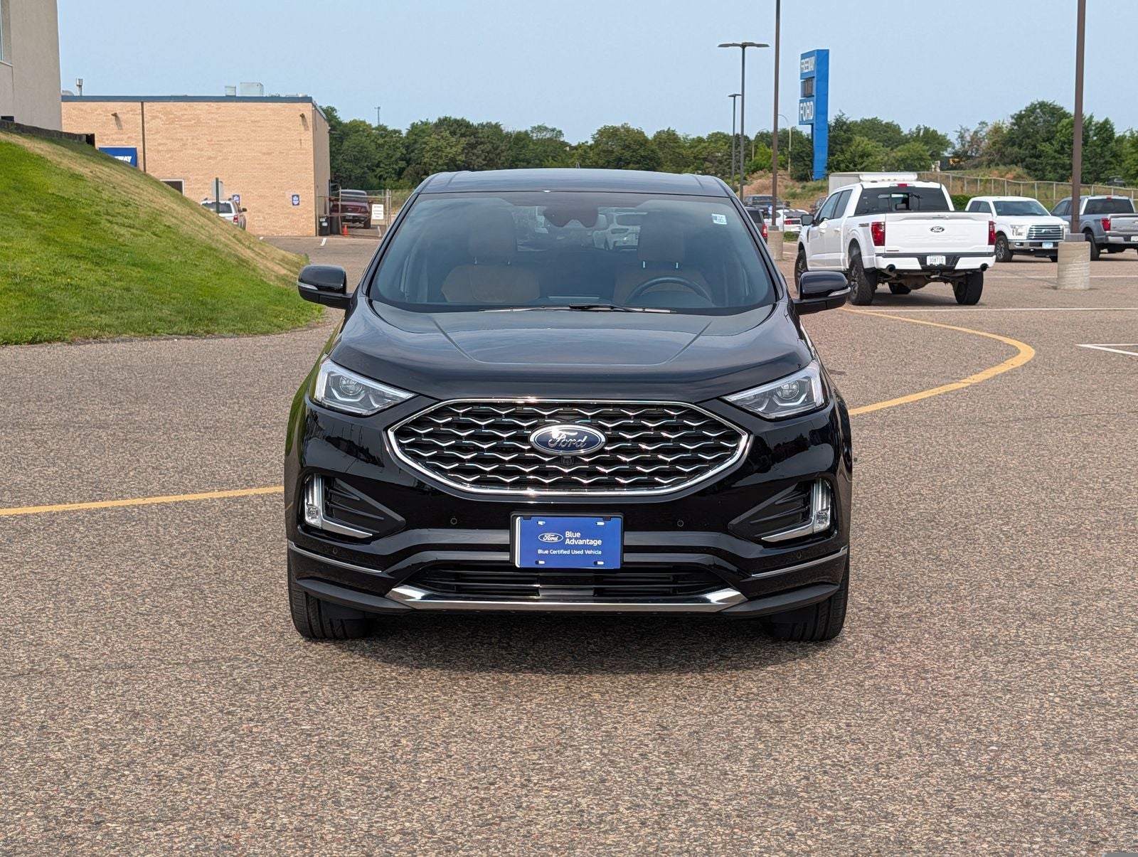 2023 Ford Edge Titanium Elite Package