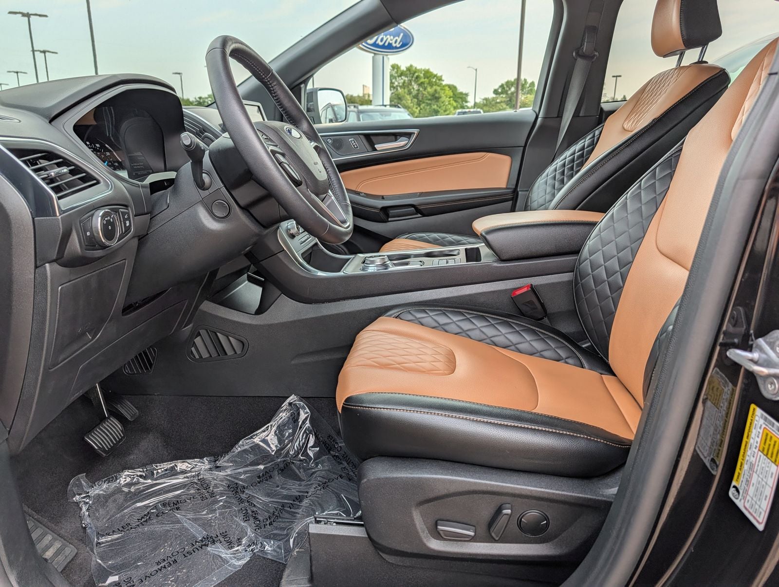 2023 Ford Edge Titanium Elite Package