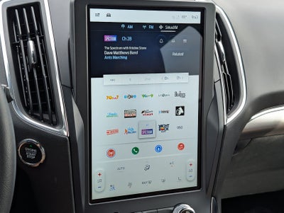2023 Ford Edge Titanium Elite Package
