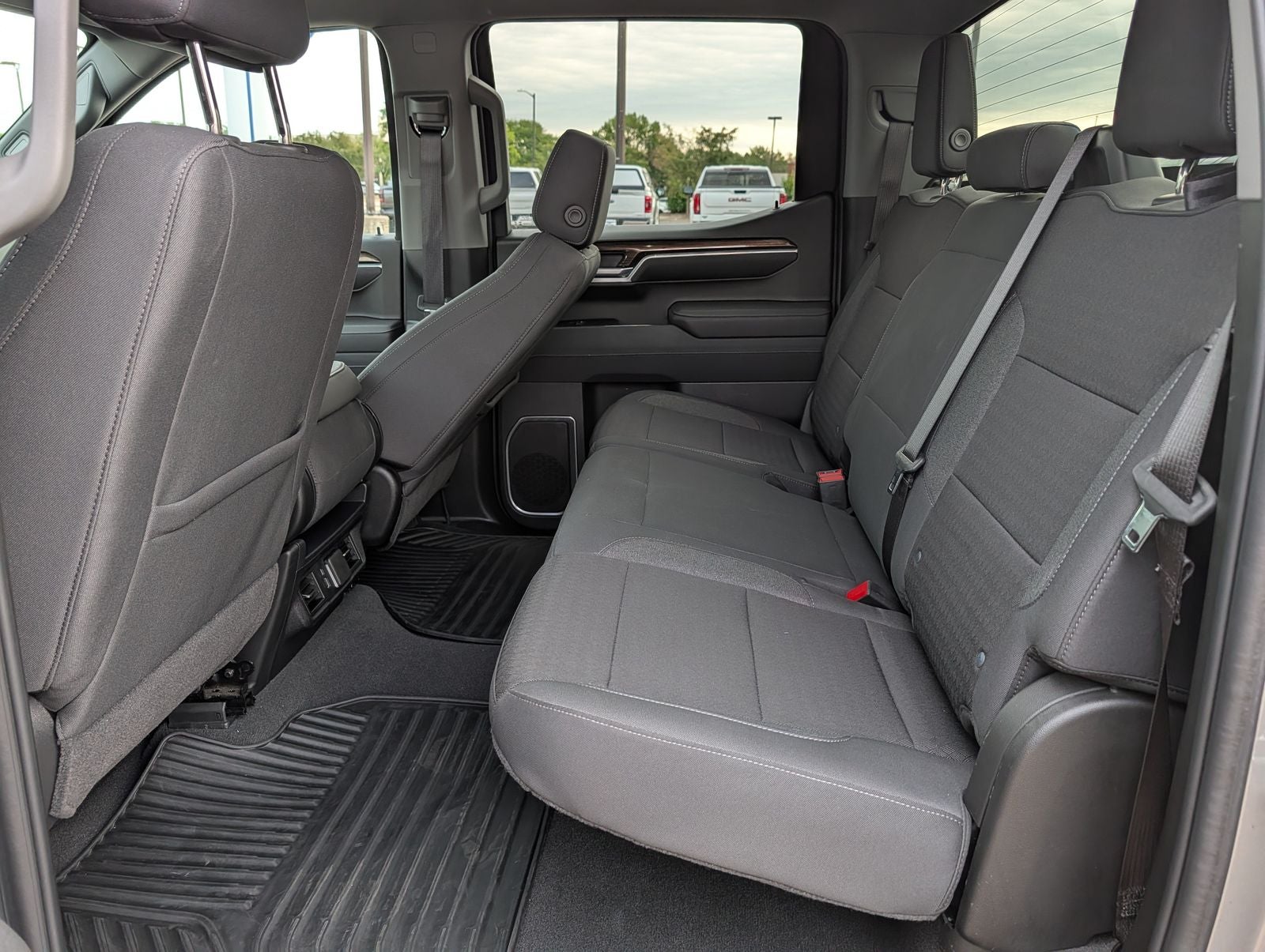 2026 Chevrolet Silverado 1500 LT LT1