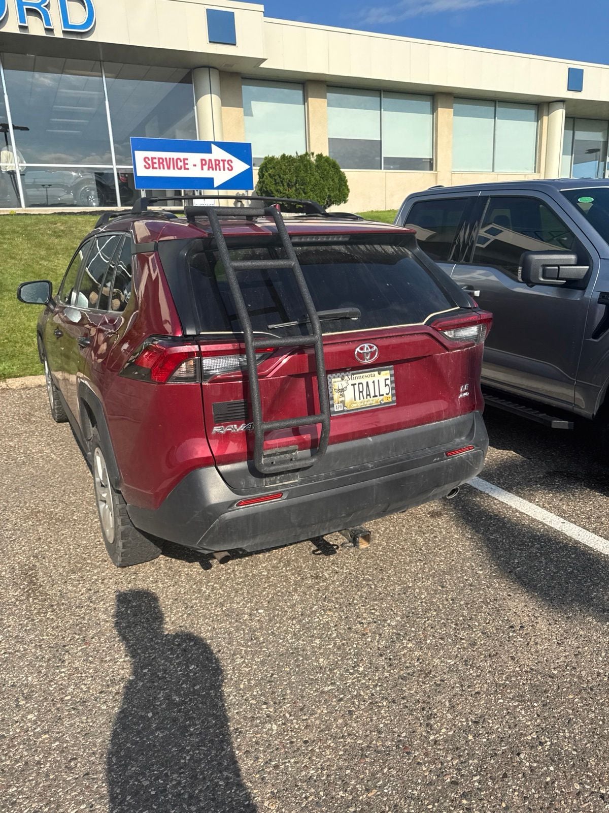 2019 Toyota RAV4 LE