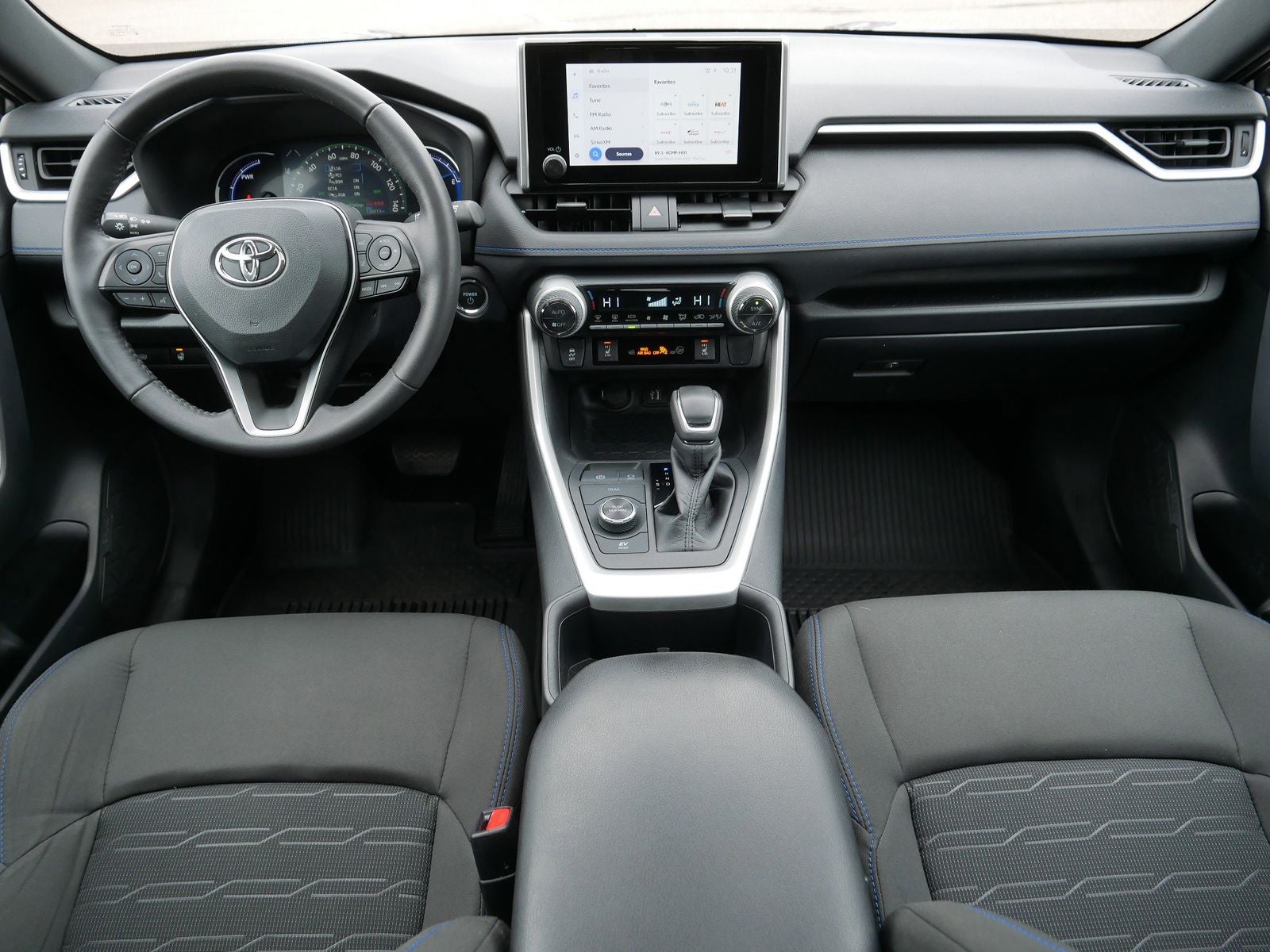 2024 Toyota RAV4 Hybrid SE