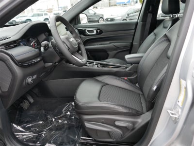 2025 Jeep Compass Latitude Altitude