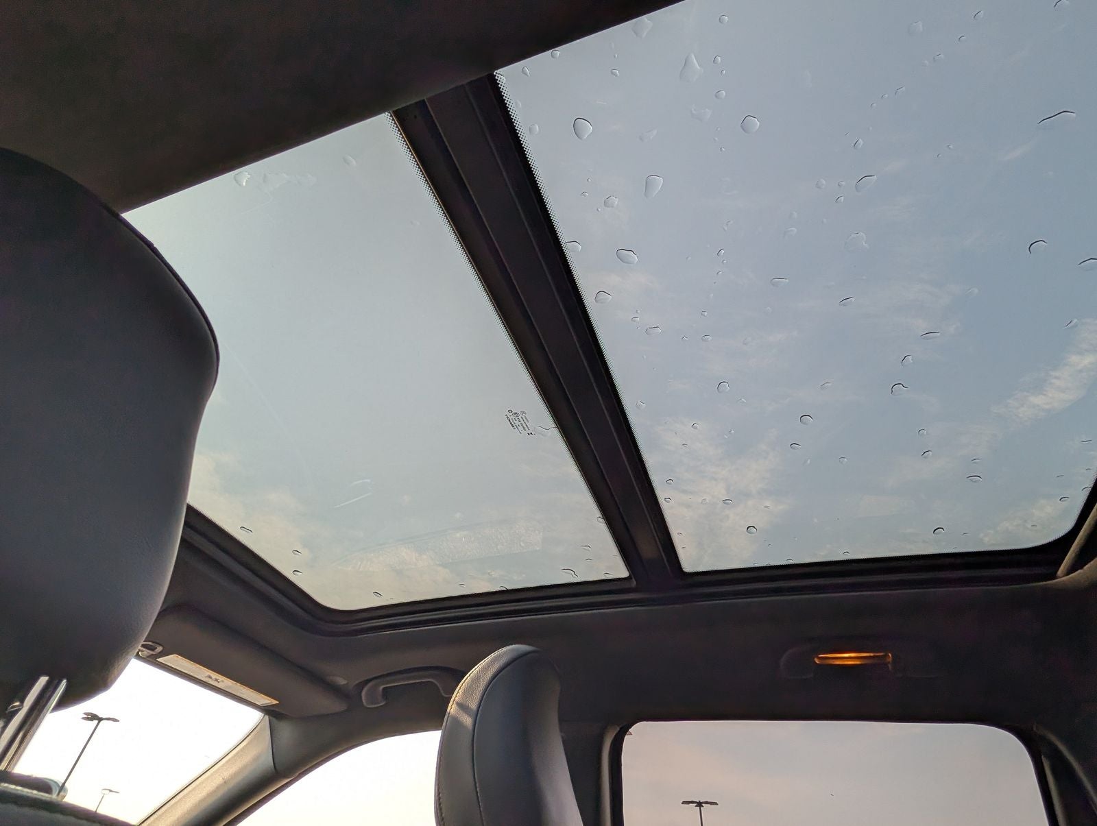 2023 Jeep Compass Latitude Lux w/ Panoramic Moonroof