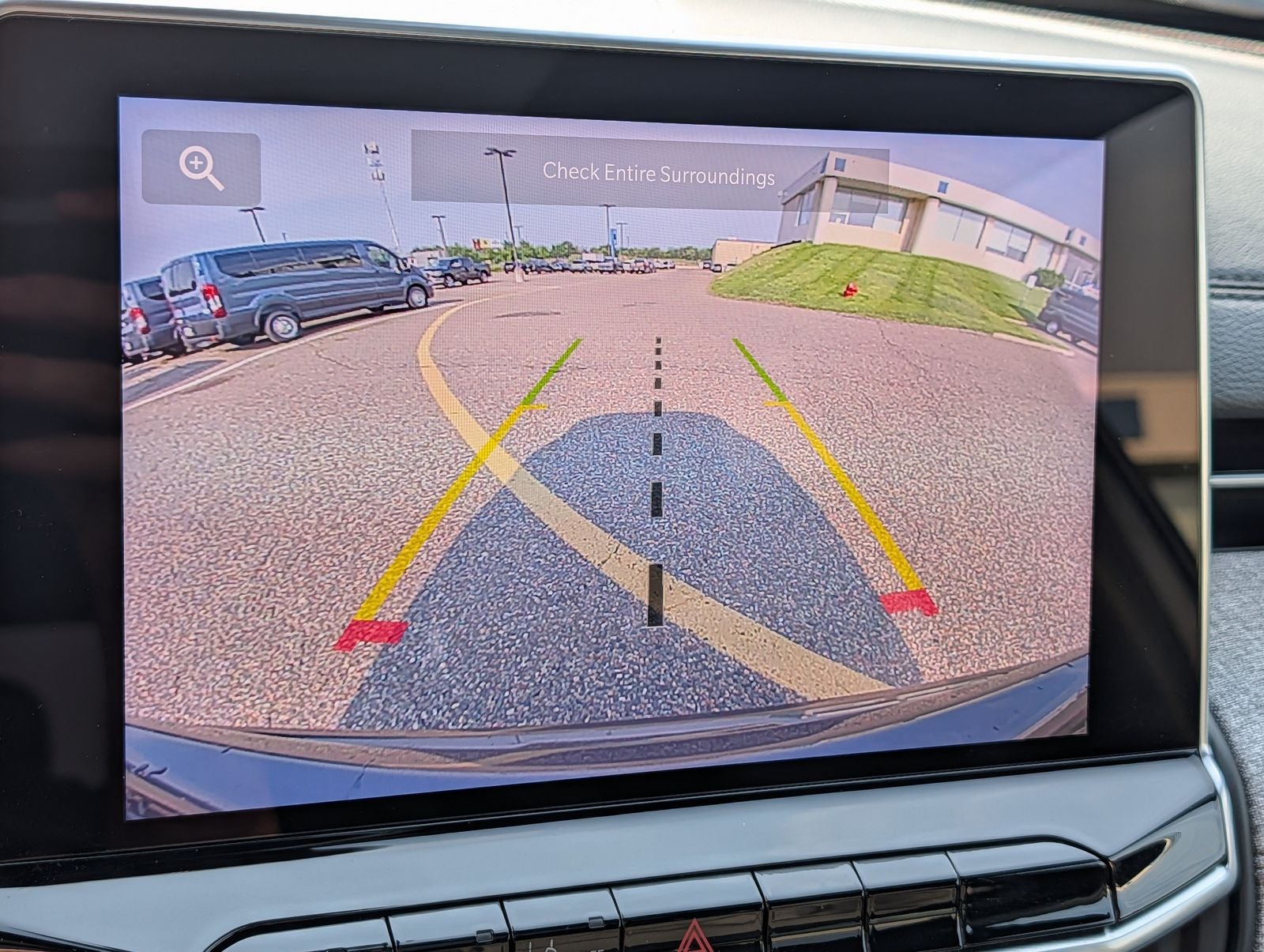 2023 Jeep Compass Latitude Lux w/ Panoramic Moonroof