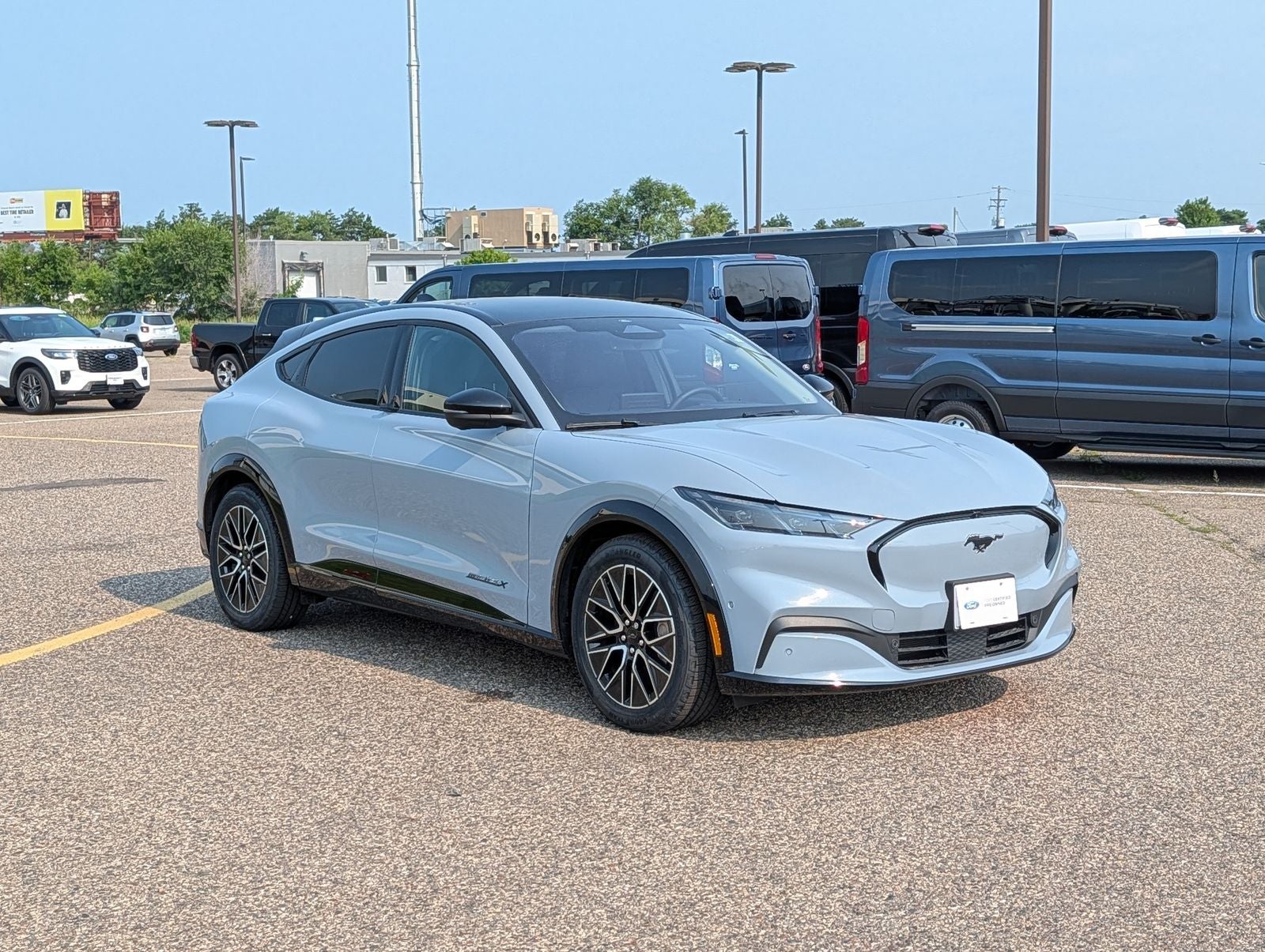 2024 Ford Mustang Mach-E Premium w/ Panoramic Moonroof