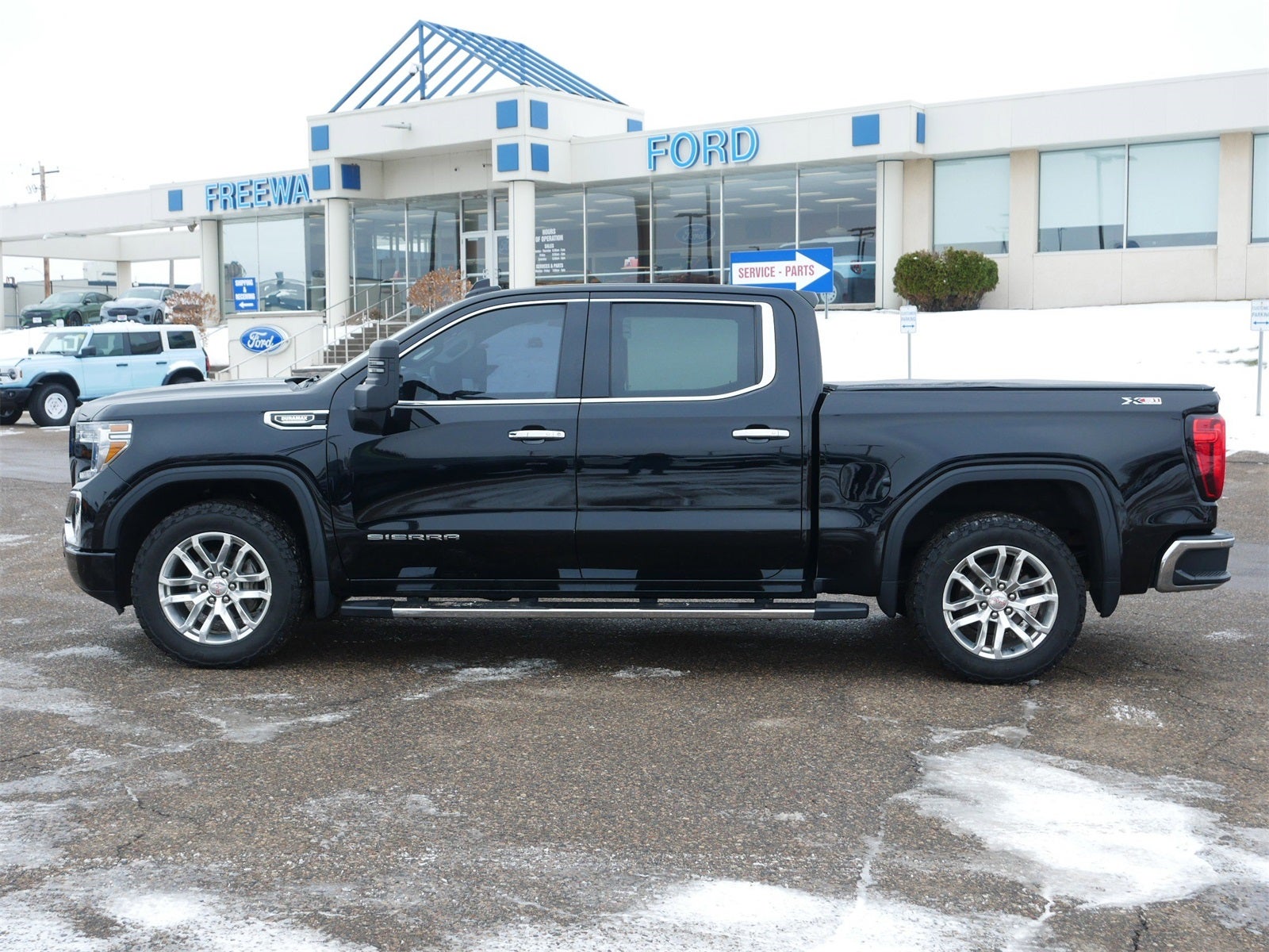 2020 GMC Sierra 1500 SLT
