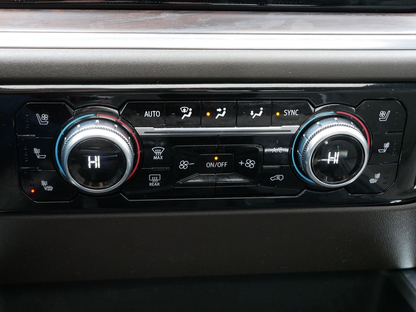 2022 GMC Sierra 1500 SLT Premium Plus w/ Moonroof