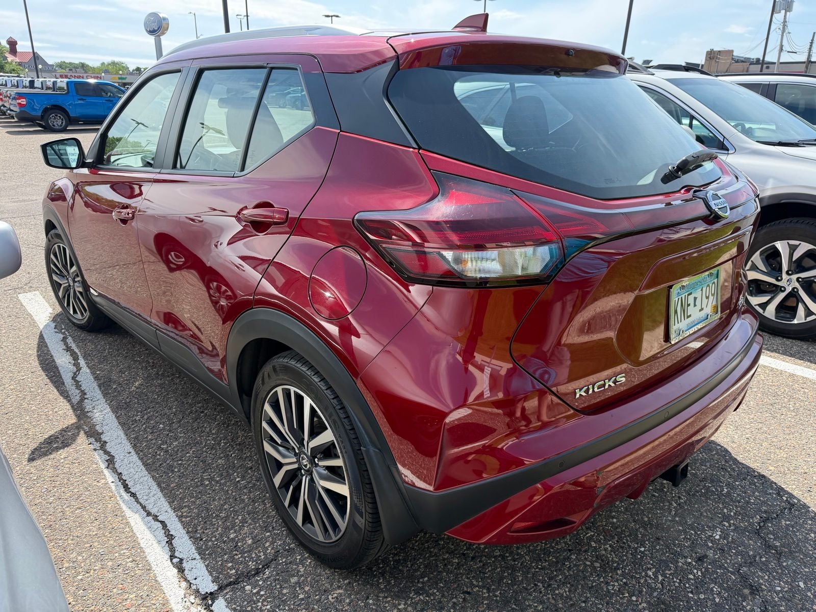 Used 2021 Nissan Kicks SV with VIN 3N1CP5CV1ML543740 for sale in Minneapolis, Minnesota