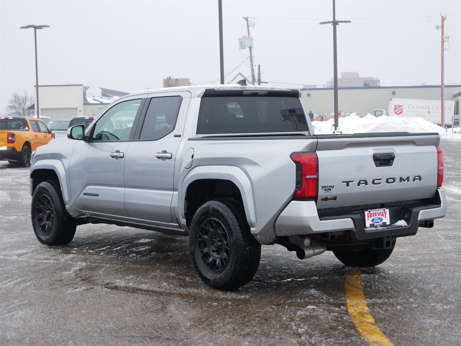 2025 Toyota Tacoma SR5