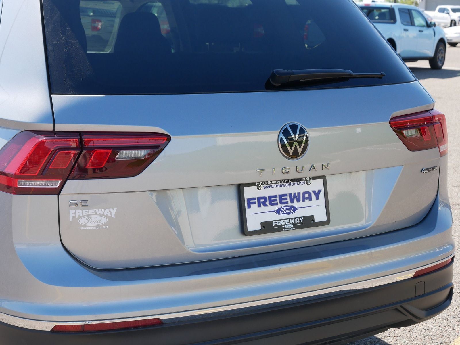 2024 Volkswagen Tiguan 2.0T SE