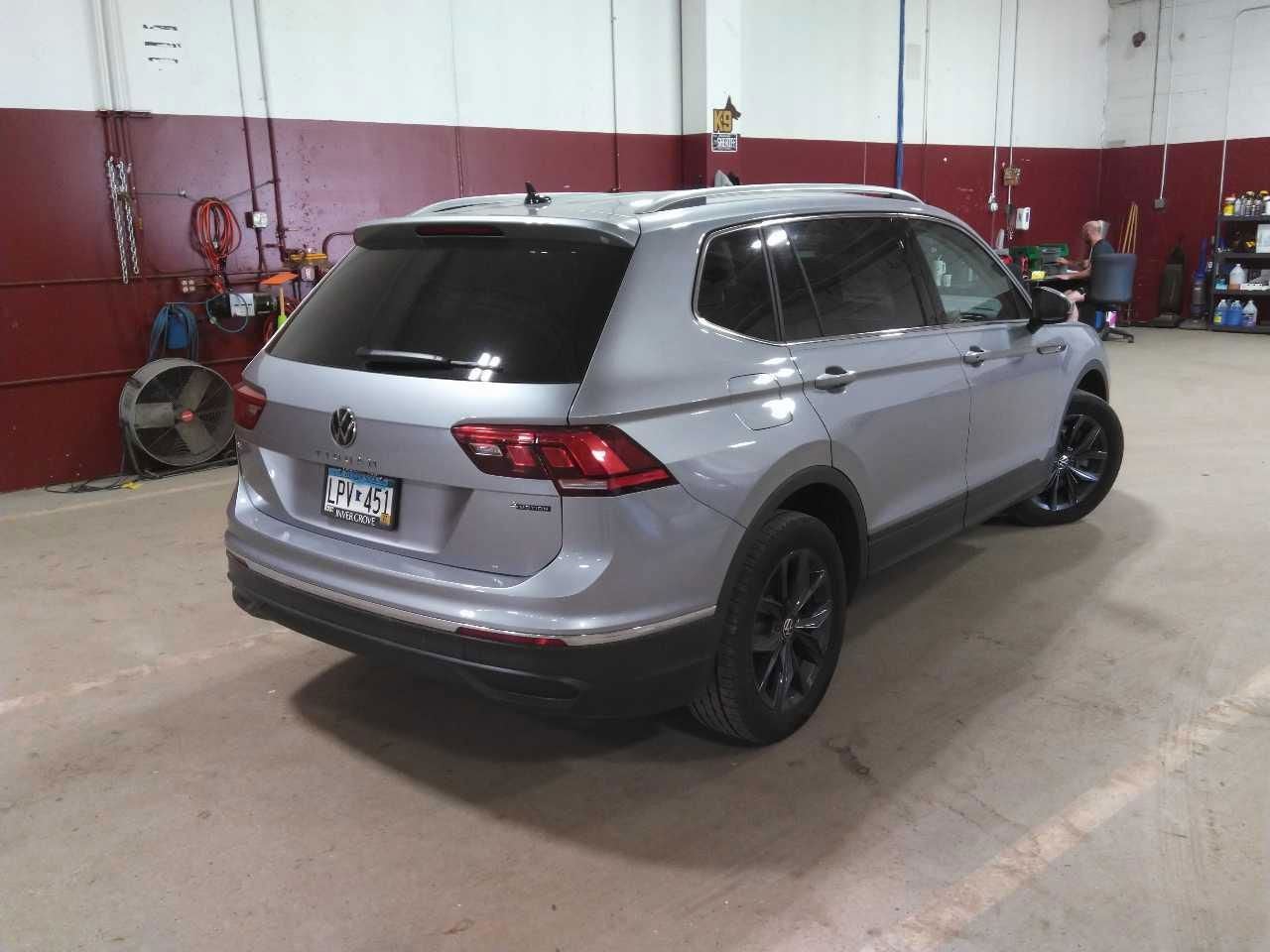 2024 Volkswagen Tiguan 2.0T SE