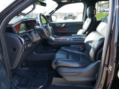 2024 Lincoln Navigator Premiere