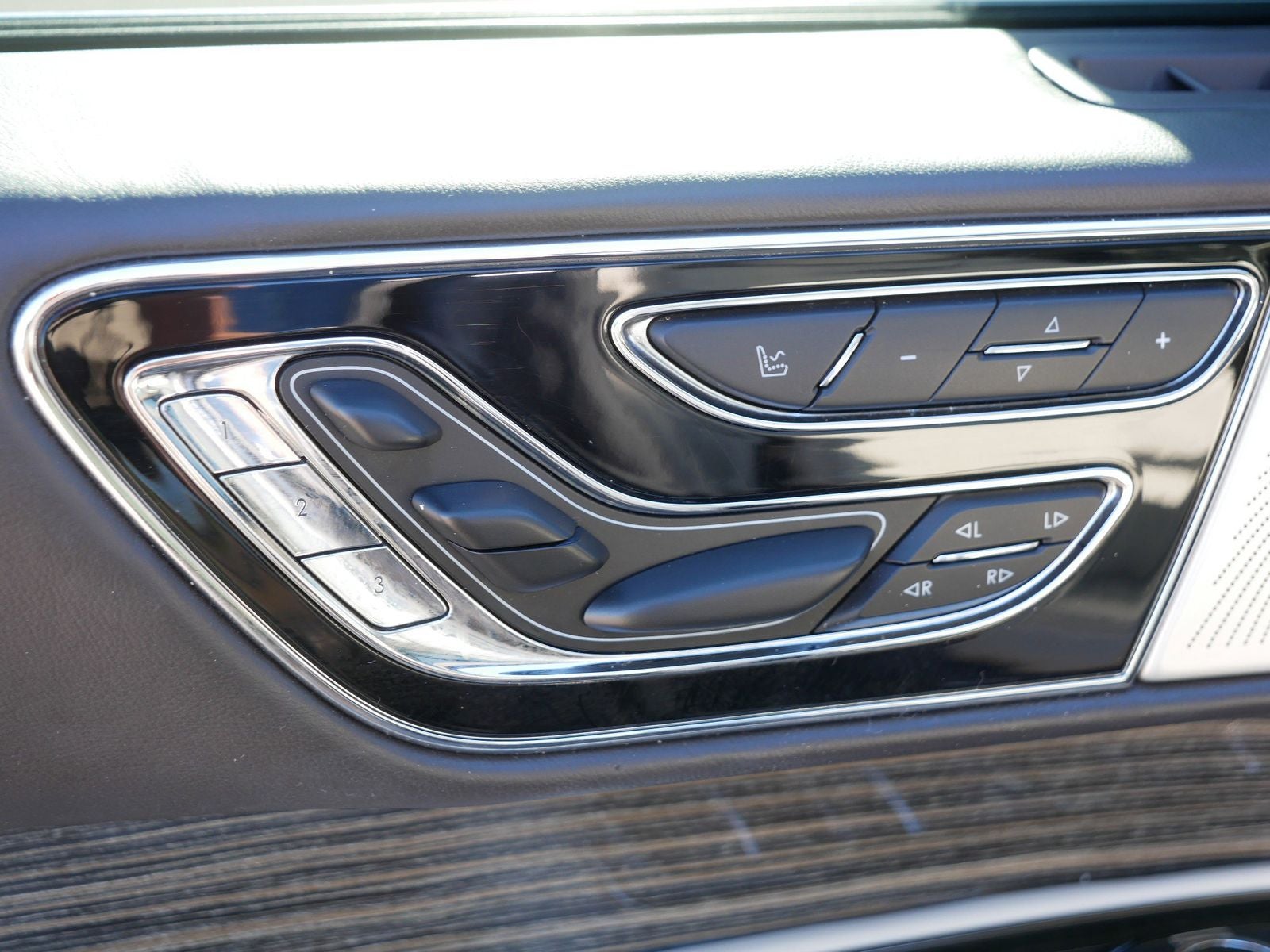 2020 Lincoln Navigator Black Label