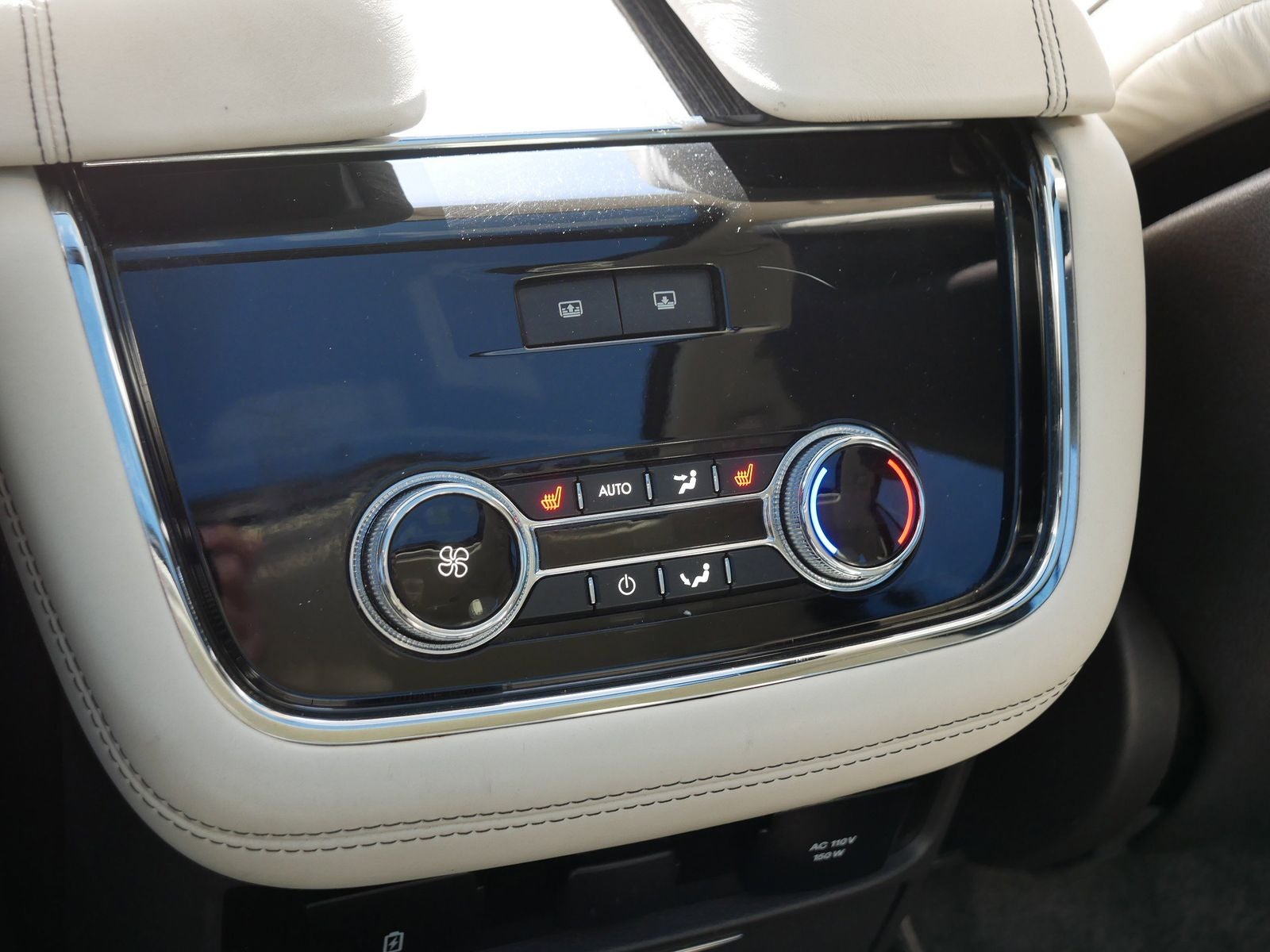 2020 Lincoln Navigator Black Label