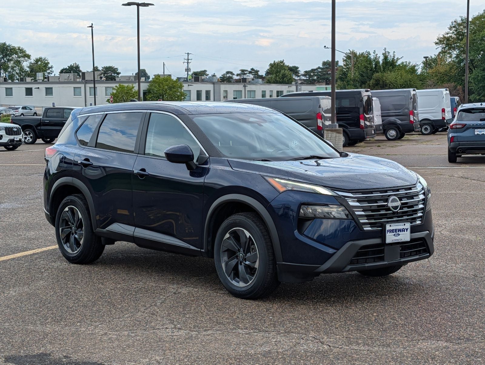 2024 Nissan Rogue SV