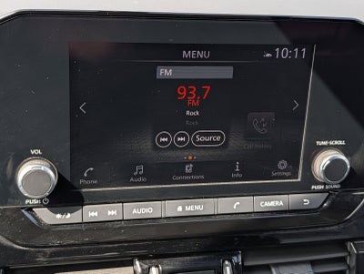 2023 Nissan Pathfinder SV