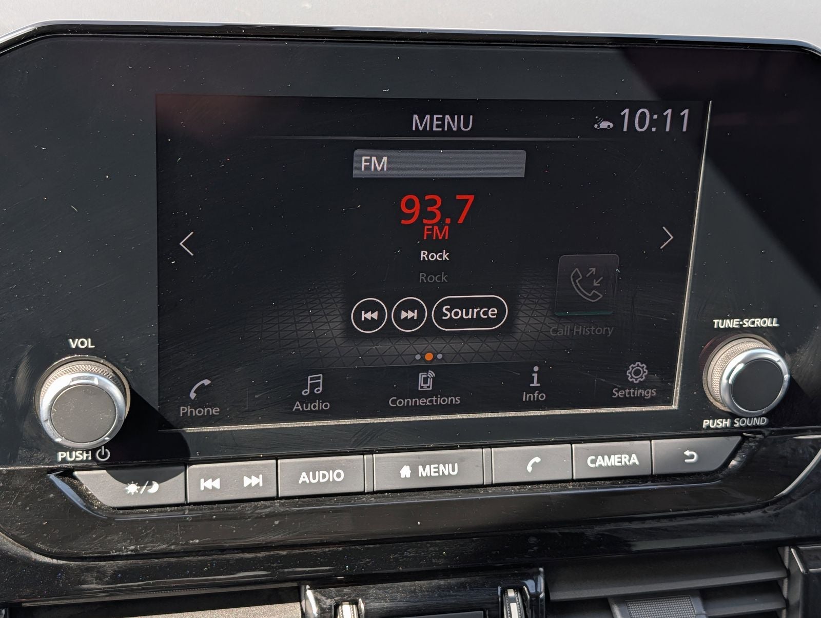 2023 Nissan Pathfinder SV