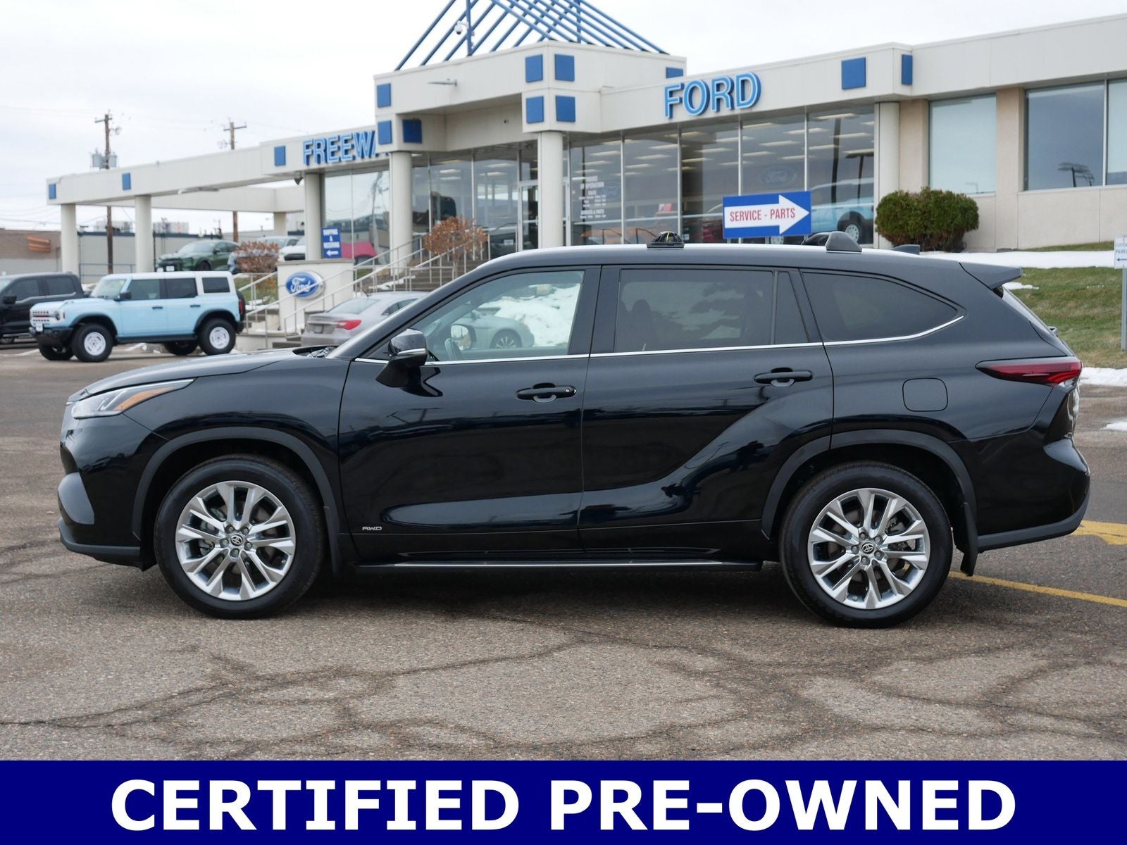 2024 Toyota Highlander Hybrid Limited