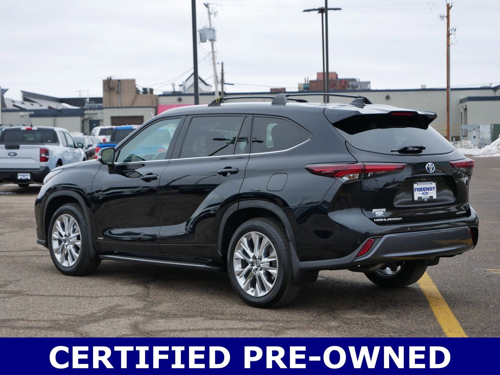 2024 Toyota Highlander Hybrid Limited