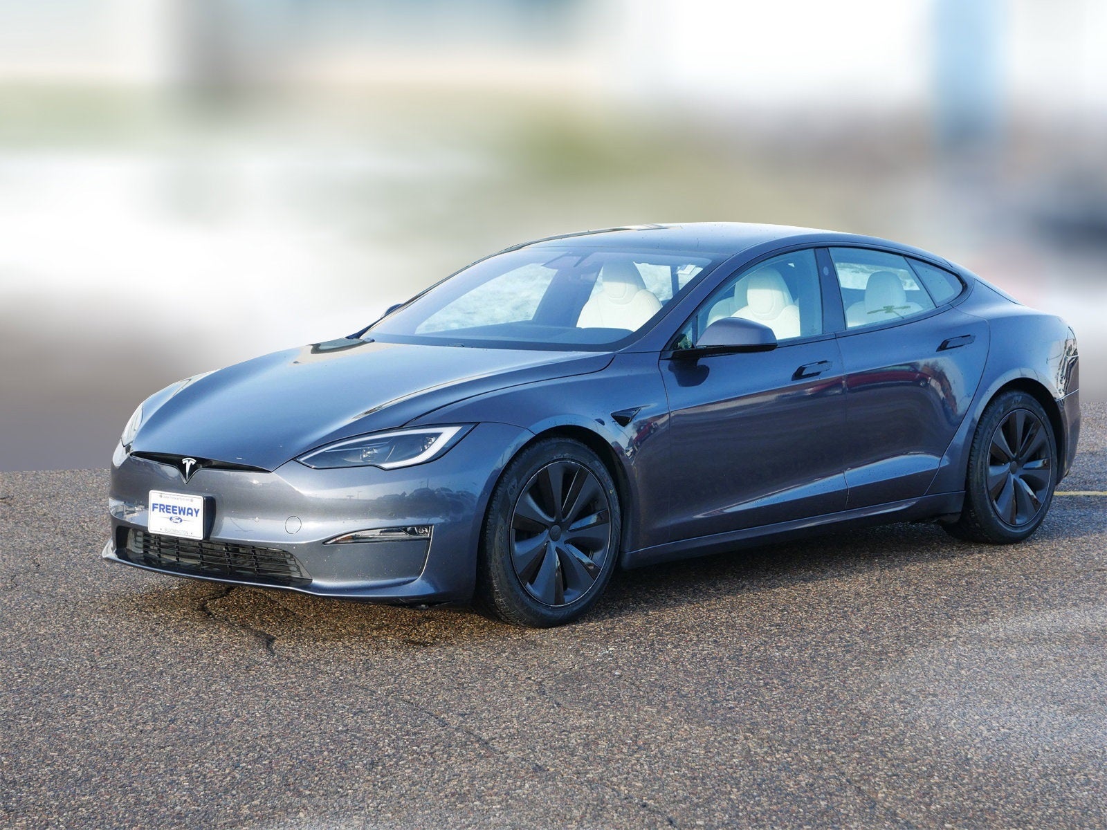 2022 Tesla Model S Base