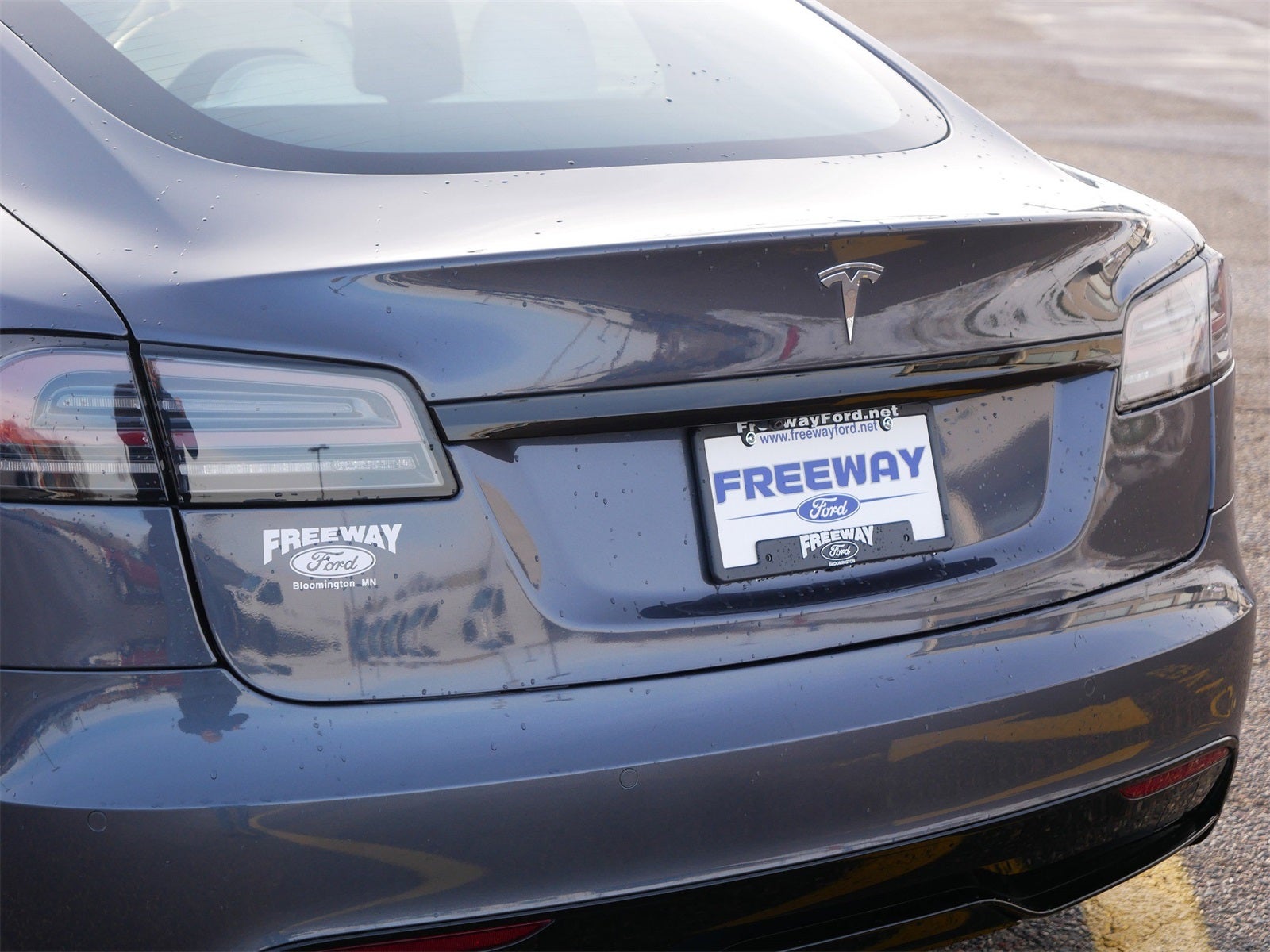 2022 Tesla Model S Base