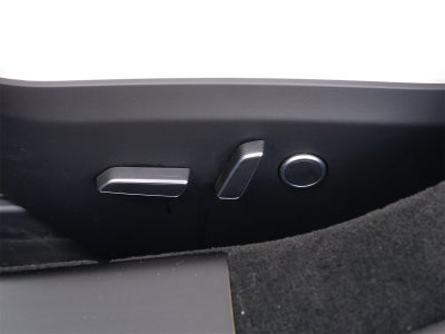 2022 Tesla Model S Base