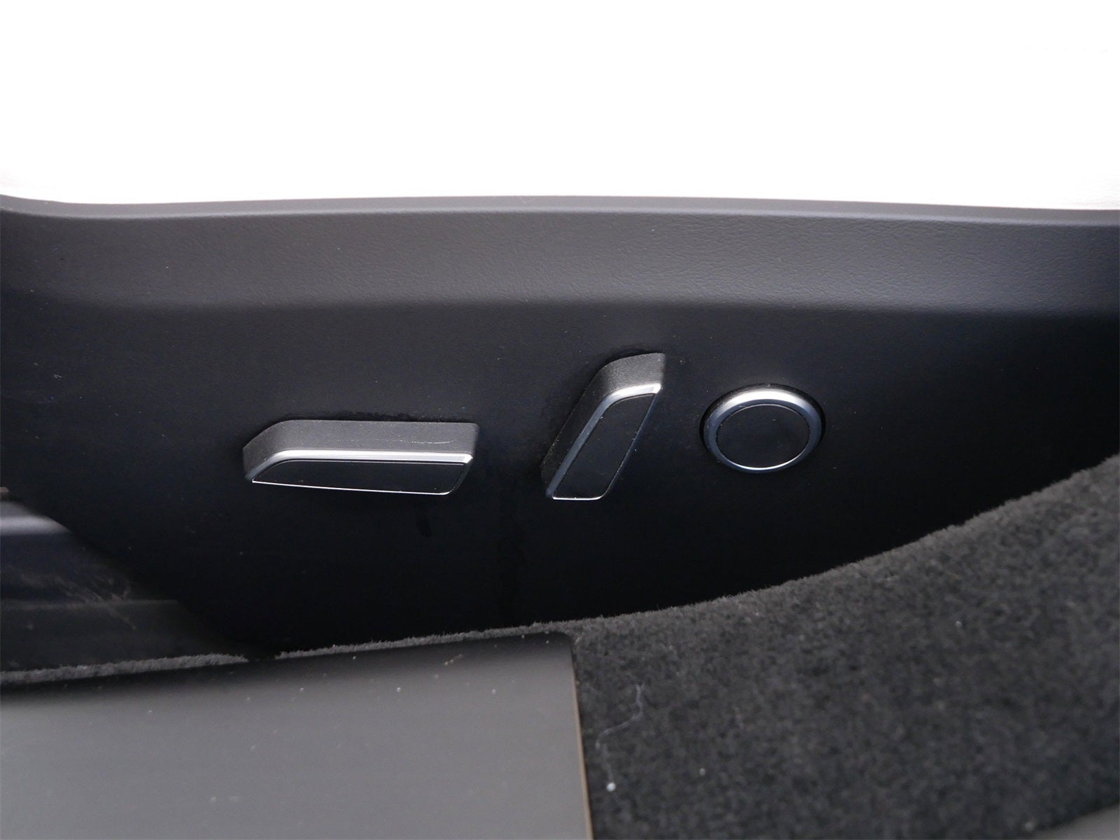 2022 Tesla Model S Base