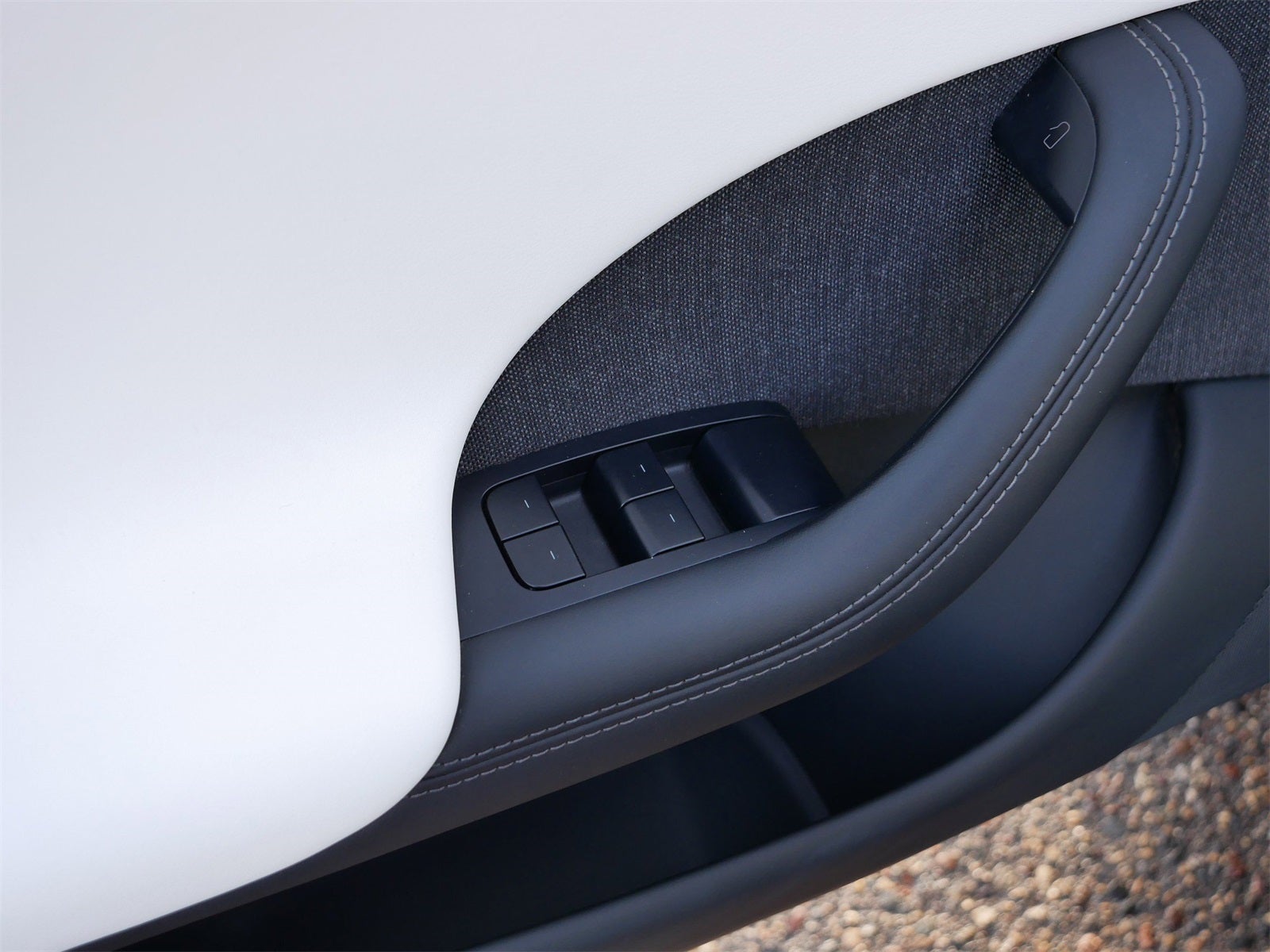 2022 Tesla Model S Base