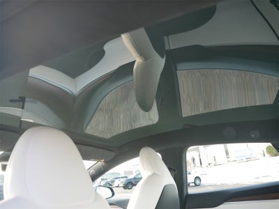 2022 Tesla Model S Base