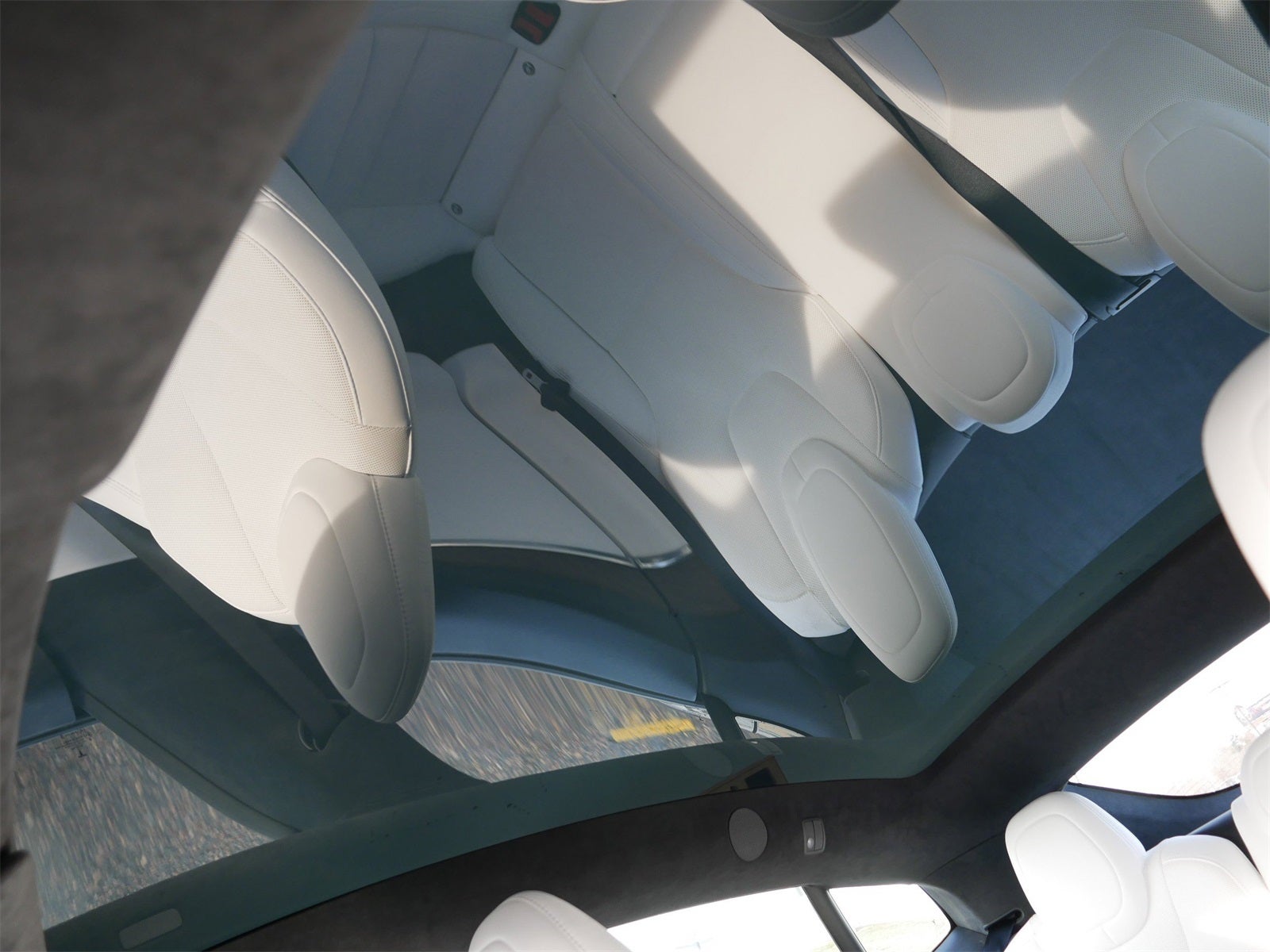 2022 Tesla Model S Base