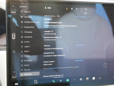 2022 Tesla Model S Base