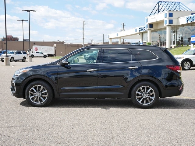 Used 2018 Hyundai Santa Fe SE with VIN KM8SNDHF8JU280704 for sale in Minneapolis, Minnesota