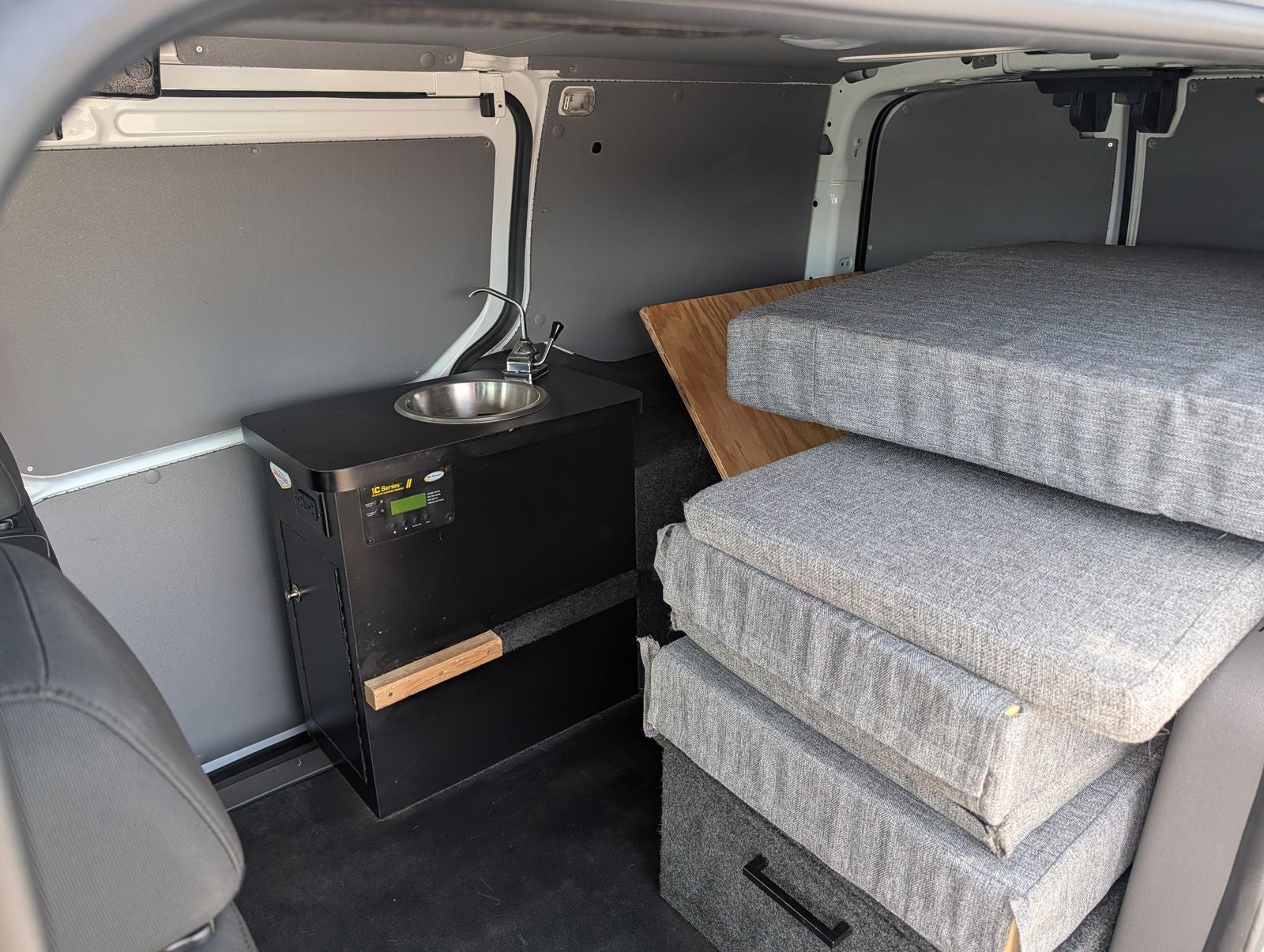 2020 Ford Transit Connect XL Camper