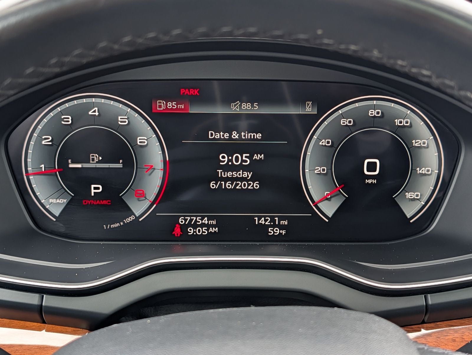 2023 Audi Q5 45 S line Premium quattro