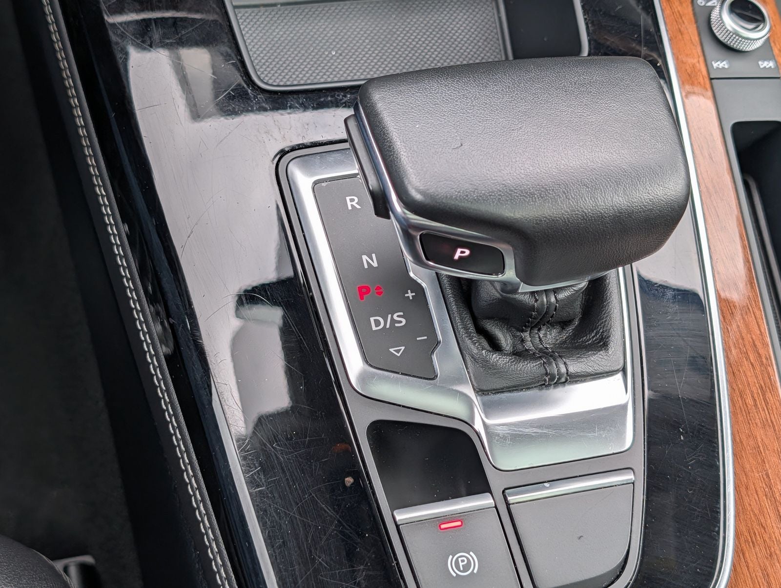2023 Audi Q5 45 S line Premium quattro