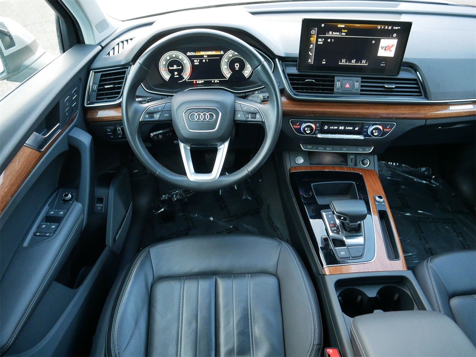 2023 Audi Q5 45 S line Premium quattro