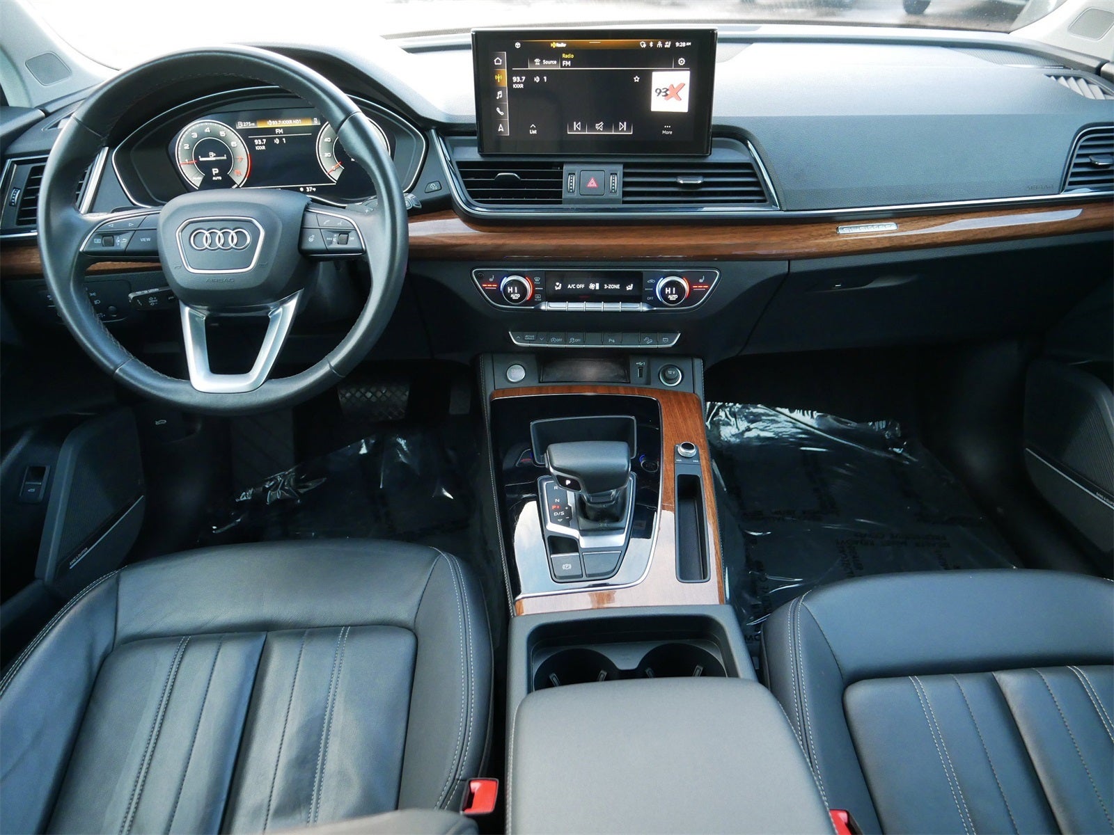 2023 Audi Q5 45 S line Premium quattro