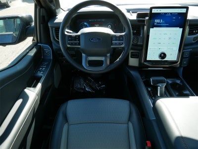 2025 Ford F-150 Lightning Lariat®