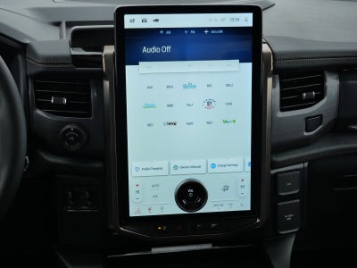 2025 Ford F-150 Lightning Lariat®