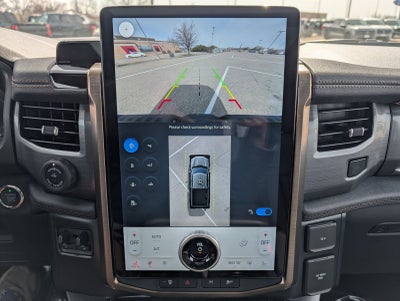 2025 Ford F-150 Lightning Lariat®