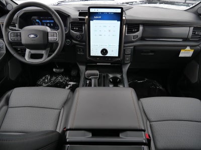 2025 Ford F-150 Lightning Lariat®