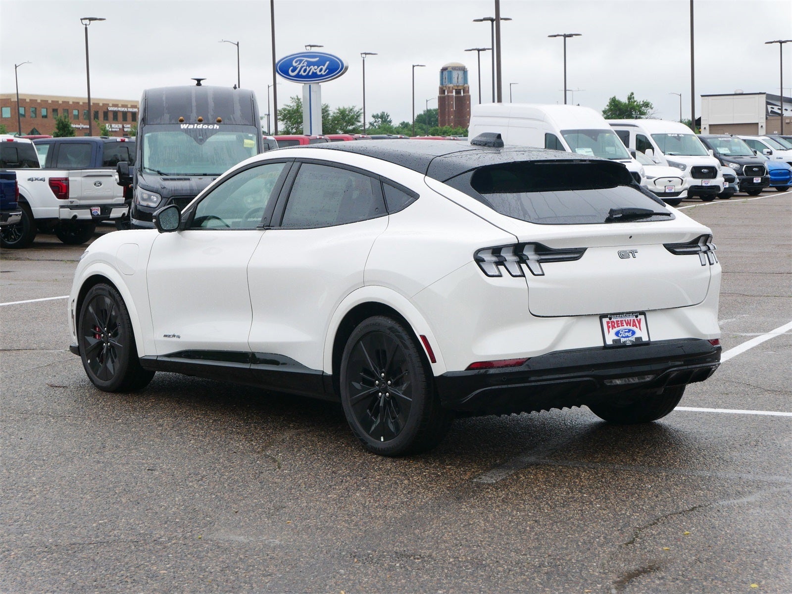 2025 Ford Mustang Mach-E GT