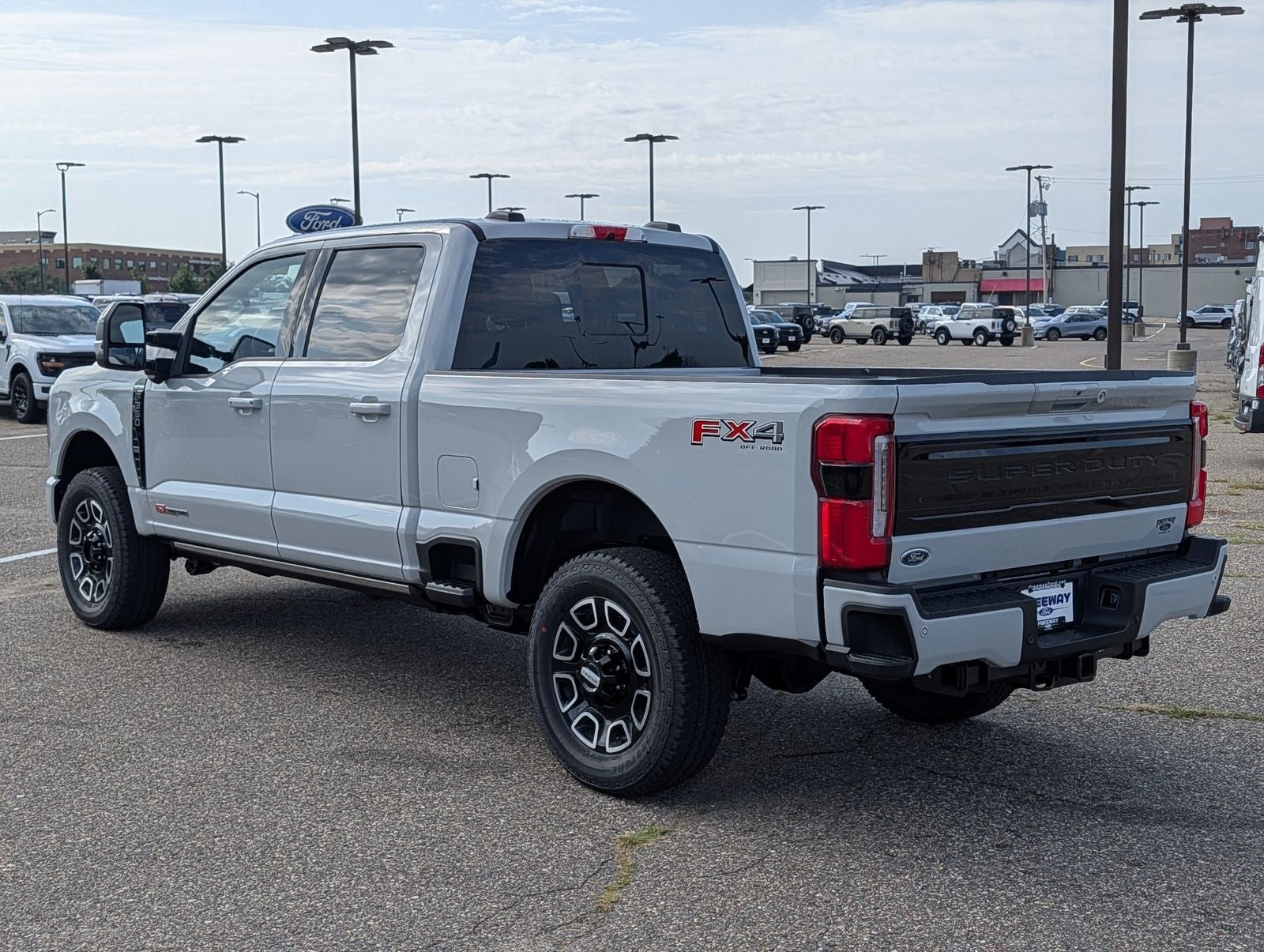 2026 Ford F-350SD Platinum